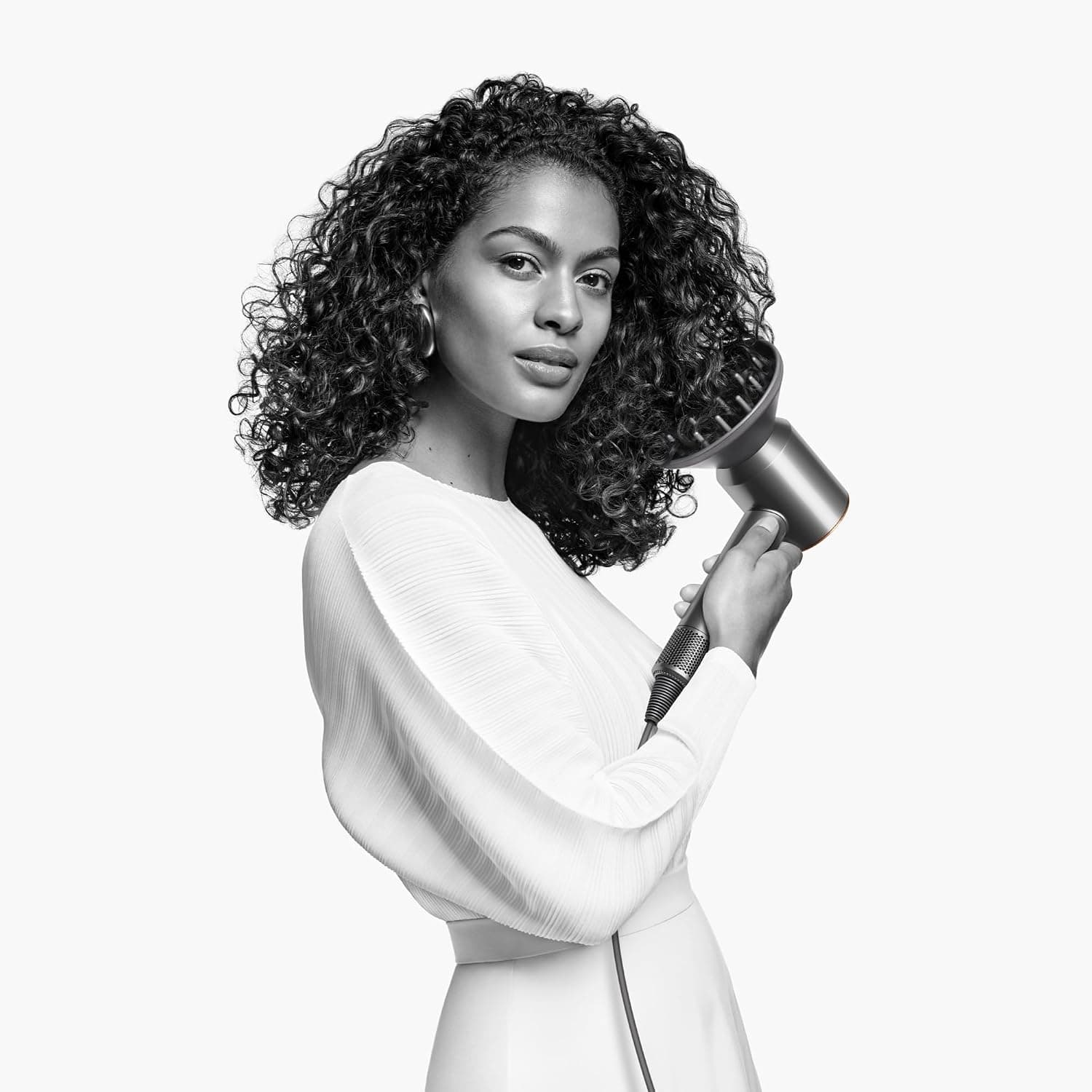 Dyson Supersonic Hair Dryer (Iron/Fuchsia) with 5 Magnetic Styling Attachments (Irish 3-Pin) thumbnail 3